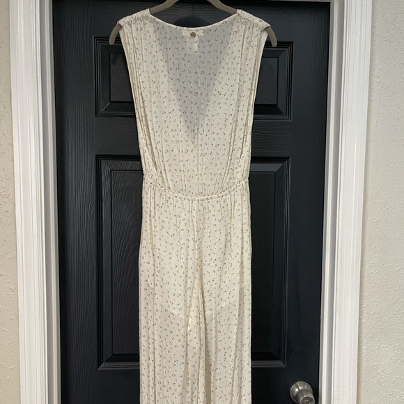 Billabong sleeveless jumpsuit - Picture 2 of 3